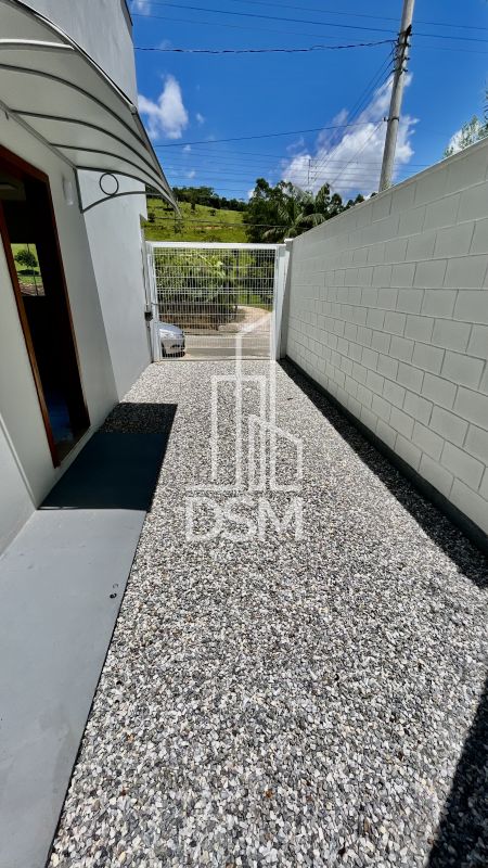 Casa geminada 3 quartos a venda bairro Tomas coelho