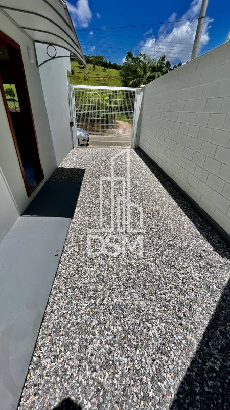 Casa geminada 3 quartos a venda bairro Tomas coelho