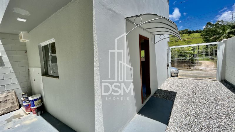 Casa geminada 3 quartos a venda bairro Tomas coelho