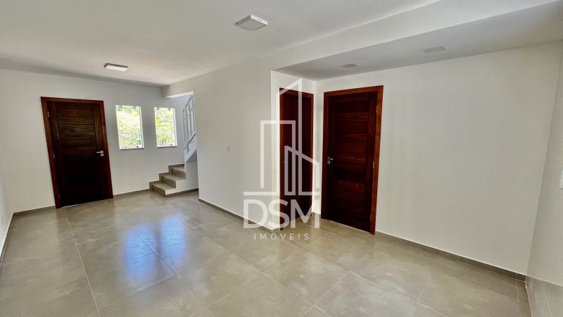 Casa geminada 3 quartos a venda bairro Tomas coelho