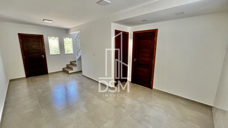 Casa geminada 3 quartos a venda bairro Tomas coelho