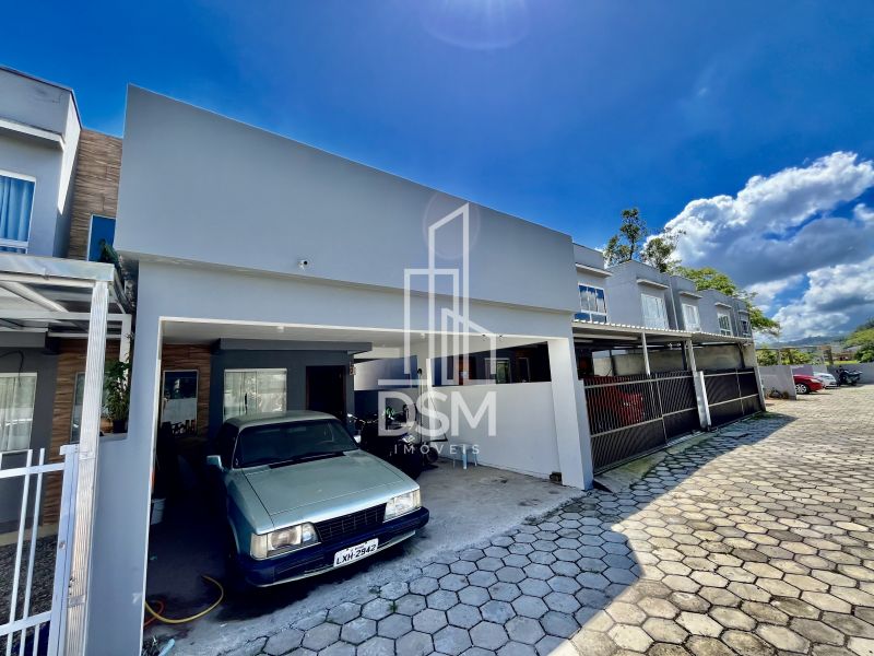 Casa 2 dormitórios a venda bairro Dom Joaquim