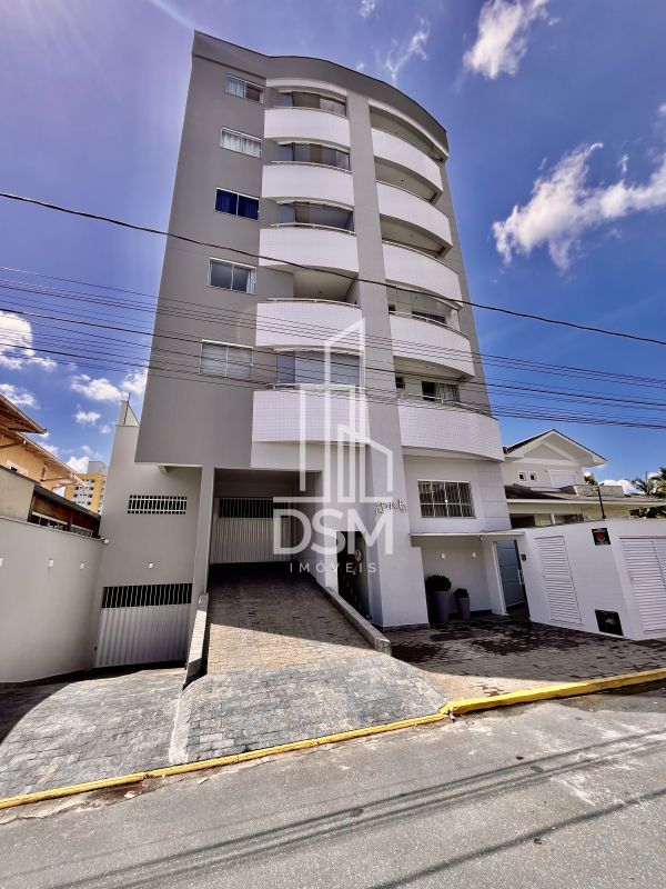 Sala comercial 78m² no centro para venda c/ 3 vagas de garagem