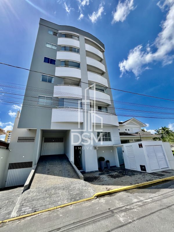 Sala comercial 78m² no centro para venda c/ 3 vagas de garagem