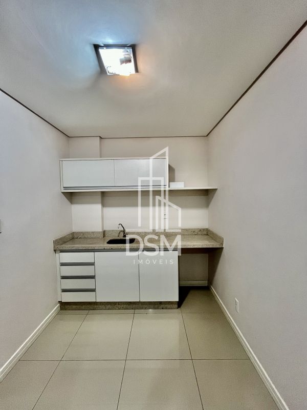 Sala comercial 78m² no centro para venda c/ 3 vagas de garagem