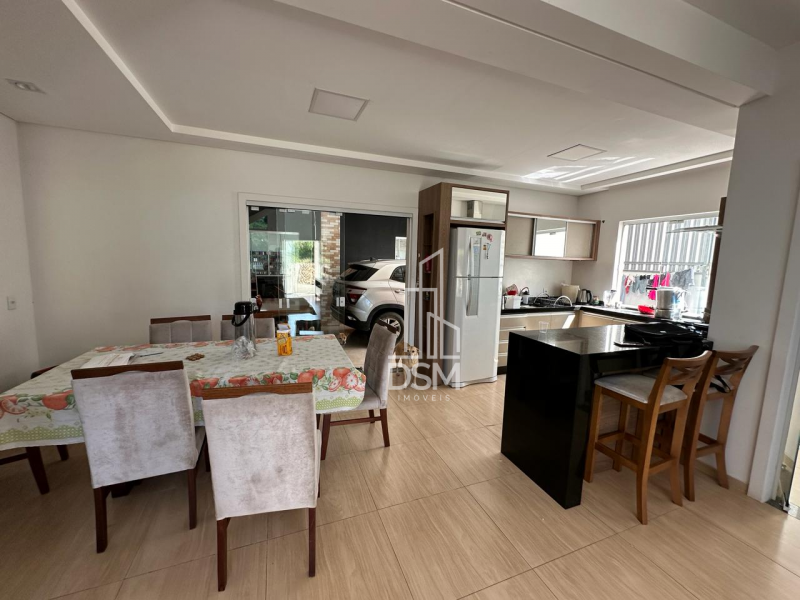 Casa de 4 quartos, no bairro guabiruba sul, em Guabiruba | Eu Corretor