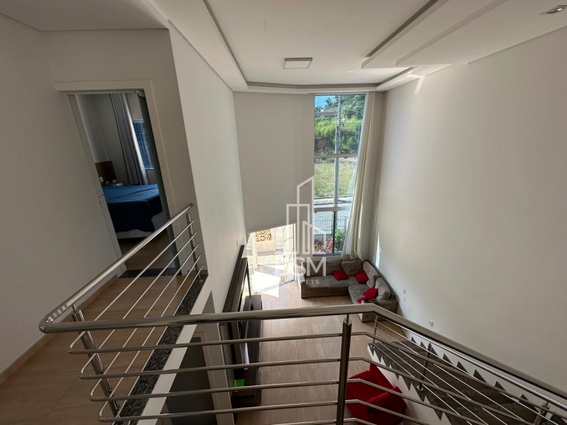 Casa Alto Padrão 04 Quartos 05 vagas de garagem Guabiruba sul