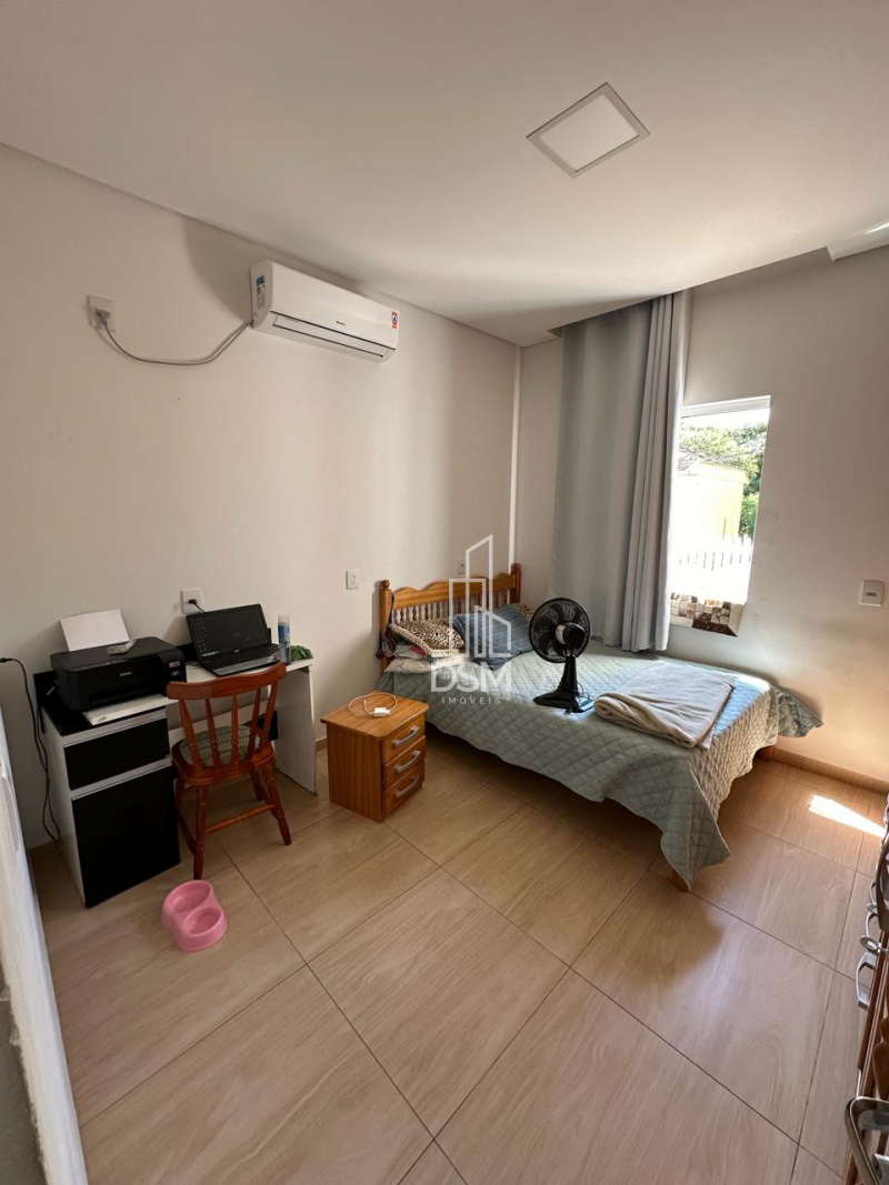 Casa Alto Padrão 04 Quartos 05 vagas de garagem Guabiruba sul