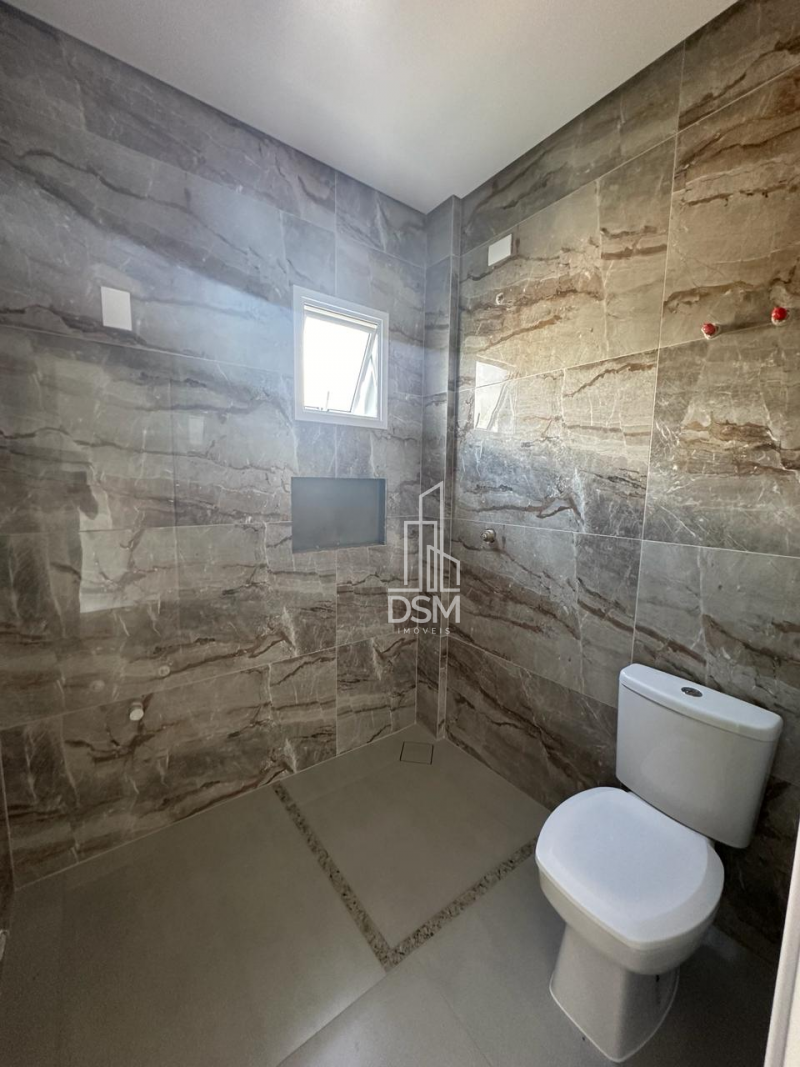 casa alto padrao 03 quartos sendo 01 suite