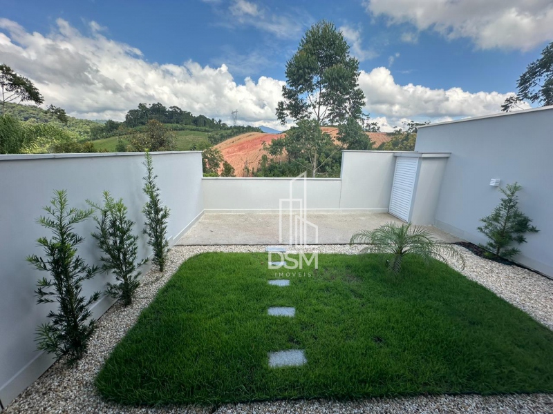 casa alto padrao 03 quartos sendo 01 suite