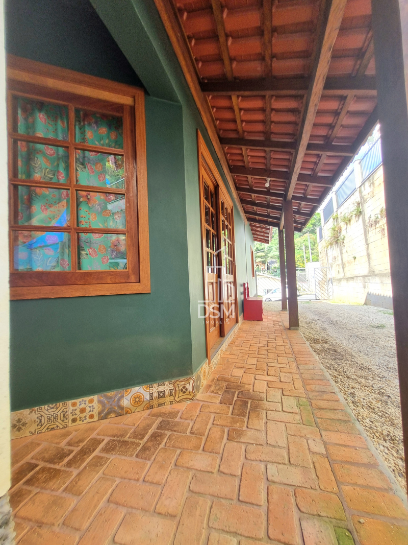 Casa de 4 quartos, 219m² no bairro São Pedro, em Brusque | Eu Corretor