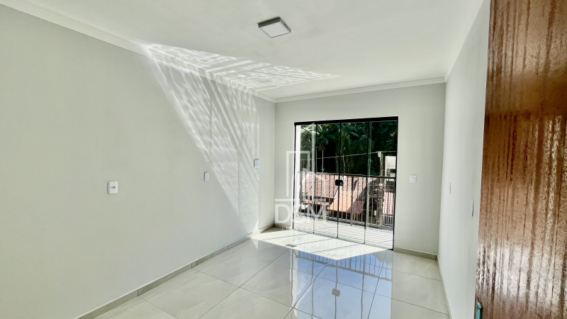 Casa 2 suítes a venda bairro Azambuja