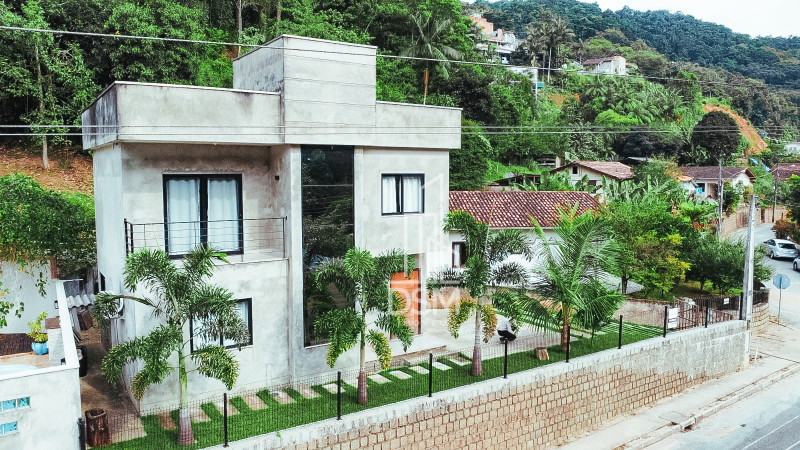 Casa de 3 quartos, 117m² no bairro Azambuja, em Brusque | Eu Corretor