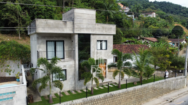Casa de 3 quartos, 117m² no bairro Azambuja, em Brusque | Eu Corretor