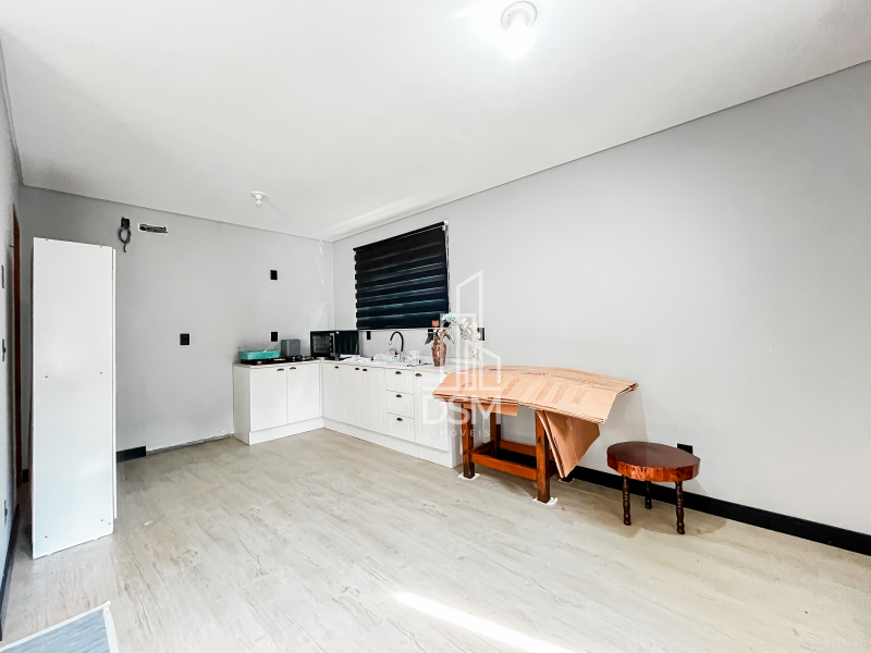 Casa com 3 quartos sendo 1 suíte para venda em Brusque.