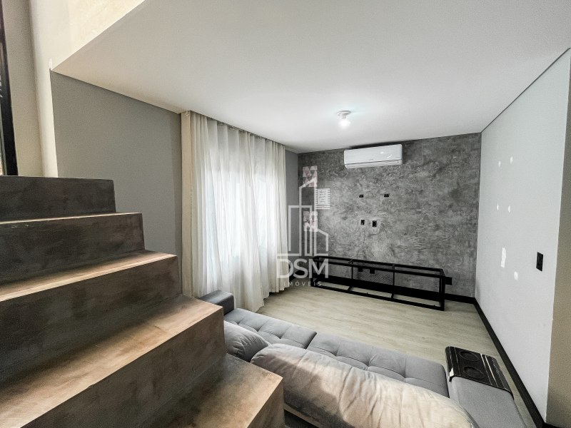 Casa com 3 quartos sendo 1 suíte para venda em Brusque.