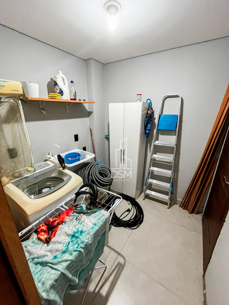 Casa com 3 quartos sendo 1 suíte para venda em Brusque.