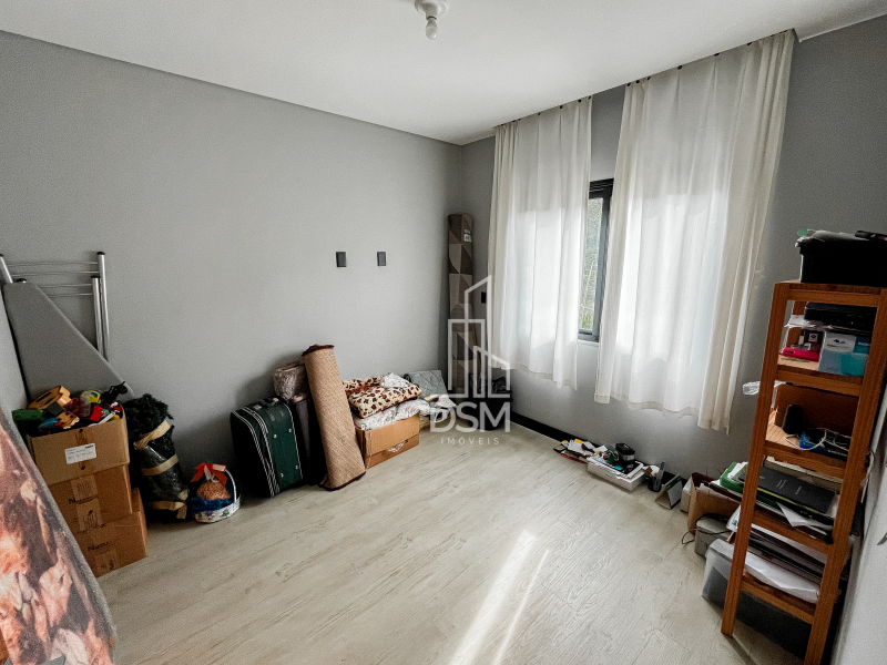 Casa com 3 quartos sendo 1 suíte para venda em Brusque.