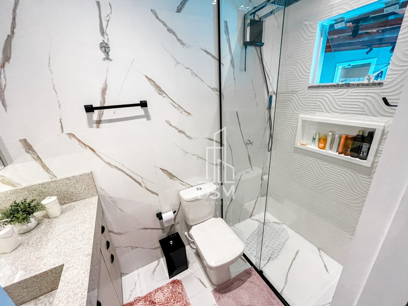 Casa 3 (três) quartos sendo 1 (uma) suíte e piscina bairro Rio Branco a venda