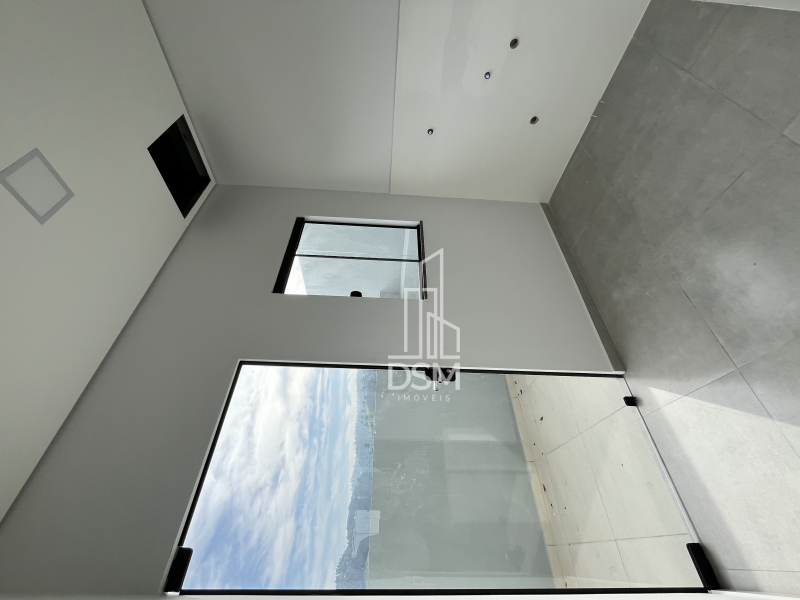 Casa 3 (três) quartos sendo 1 (uma) suíte no bairro Limoeiro a venda