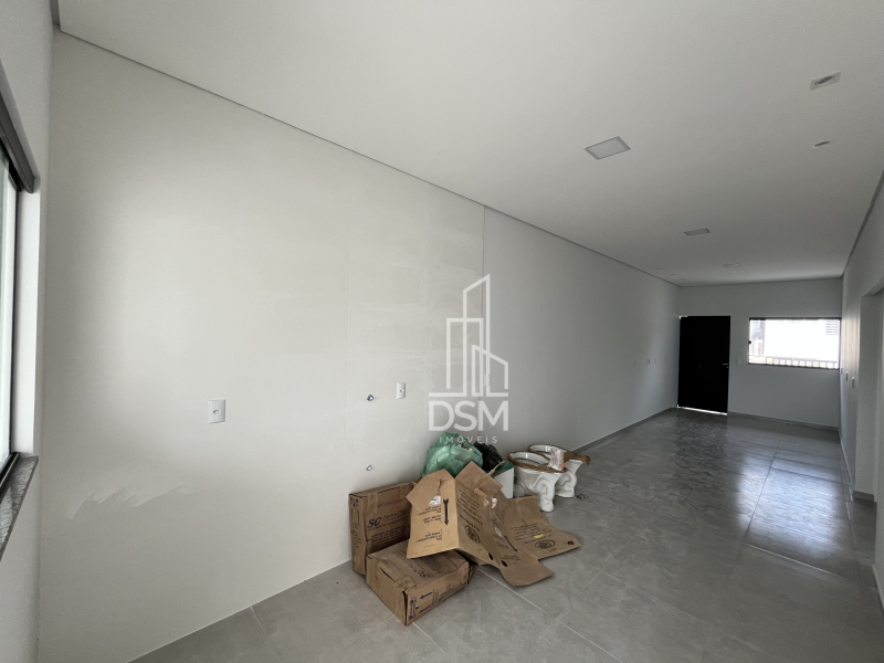 Casa 3 (três) quartos sendo 1 (uma) suíte no bairro Limoeiro a venda