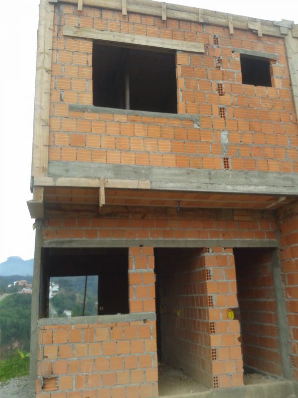 SOBRADO NOVO