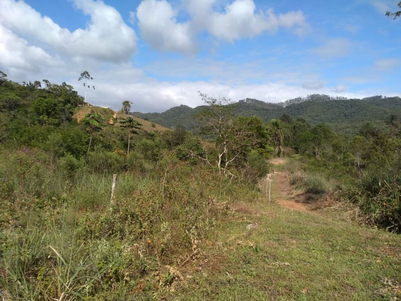 TERRENO DE 65,000 m² COM ESCRITURA