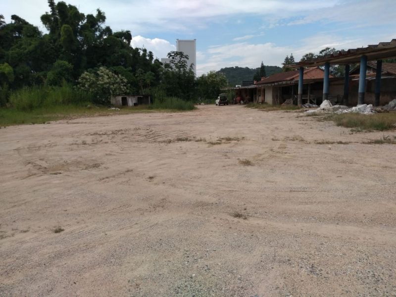 TERRENO EM GUABIRUBA