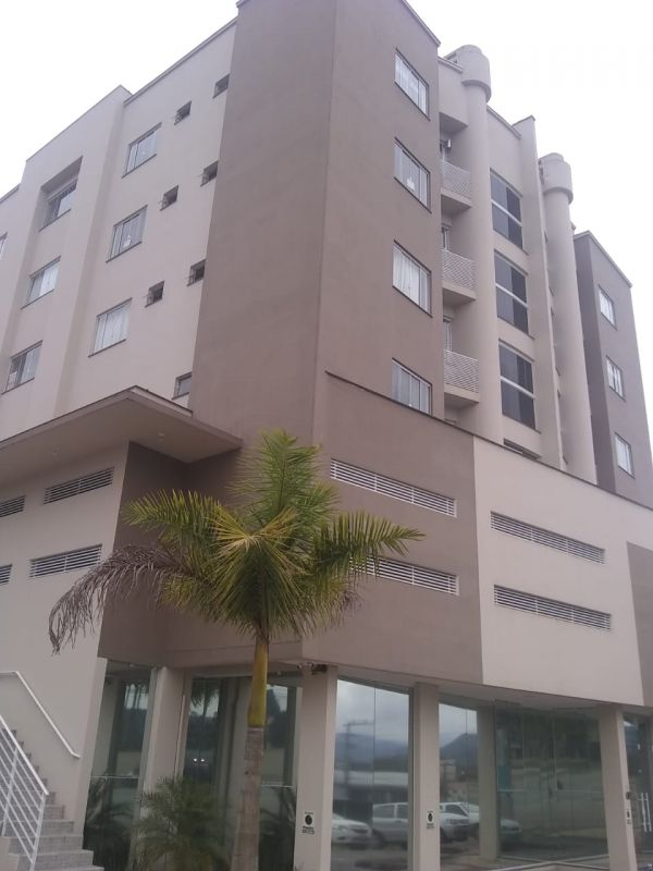 EDIFÍCIO BRUNA CAROLINA 