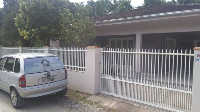 AMPLA CASA 