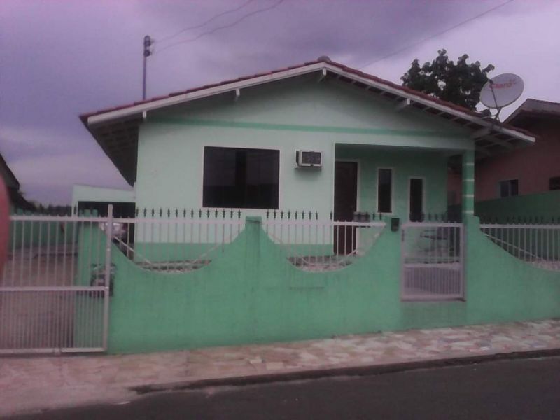 CASA AMPLA