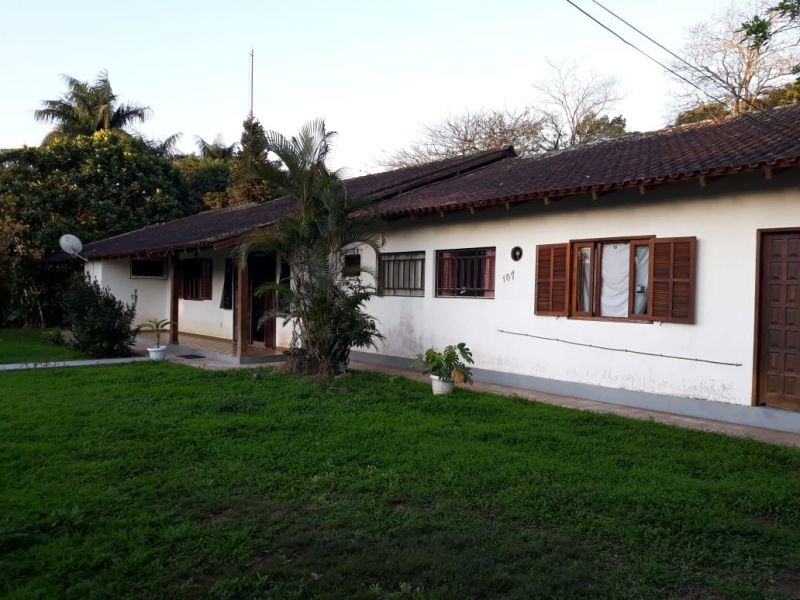AMPLA CASA 