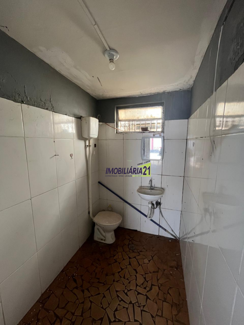 SALA COMERCIAL