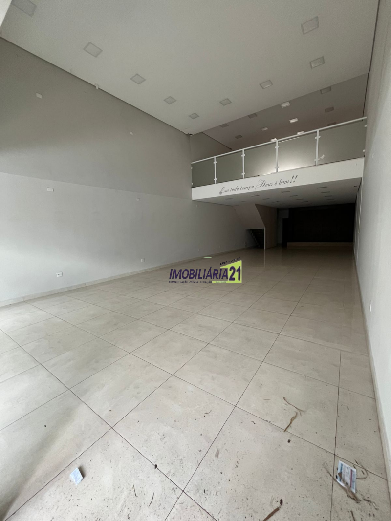 SALA COMERCIAL