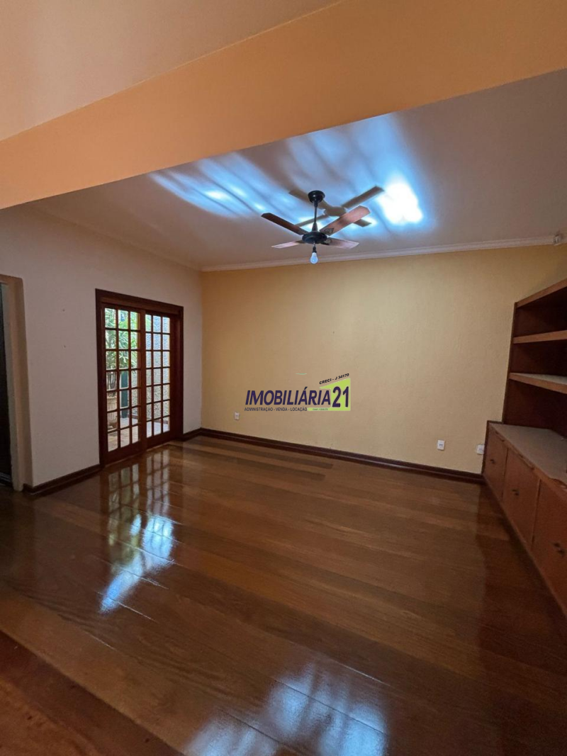 CASA ALTO PADRÃO CENTRO