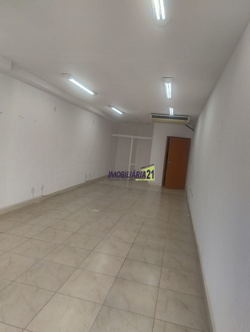 SALA COMERCIAL
