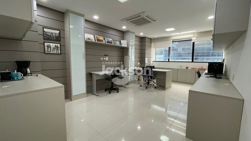 Sala Comercial Mobiliada para Locação na Paralela, Salvador-BA