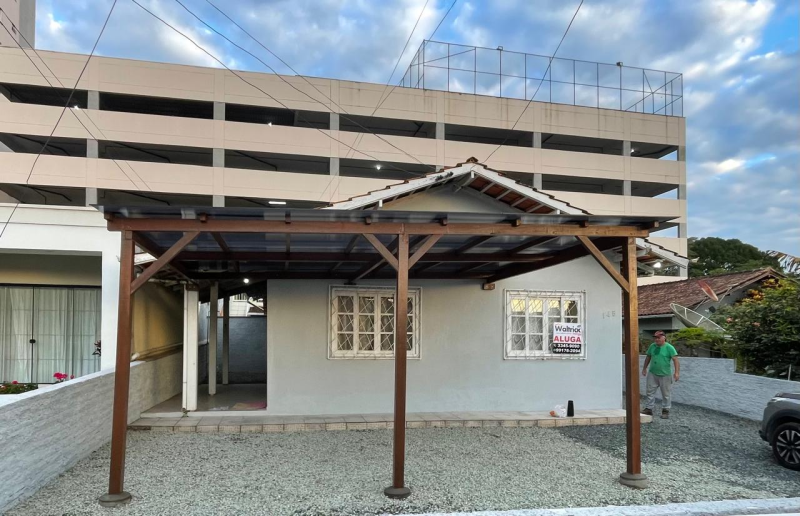 Casa Para Locação Anual em Balneário Piçarras