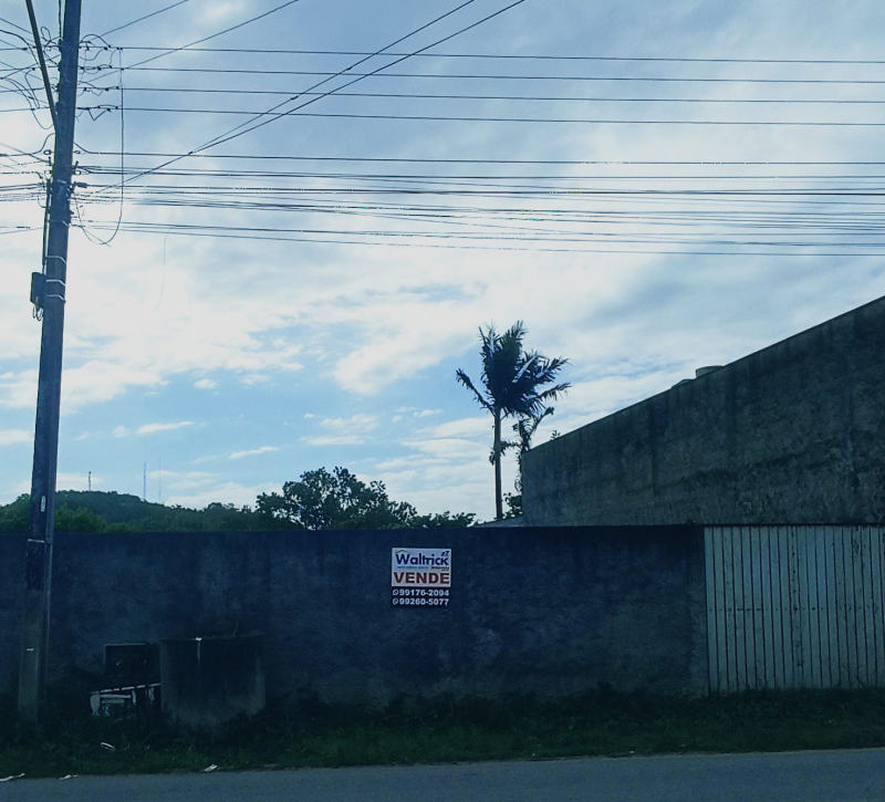 OPORTUNIDADE EXELENTE TERRENO