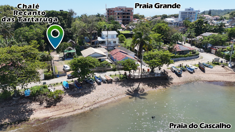 Chalés  de Frente Para o Mar Para Locação Temporada na  Praia do Cascalho.