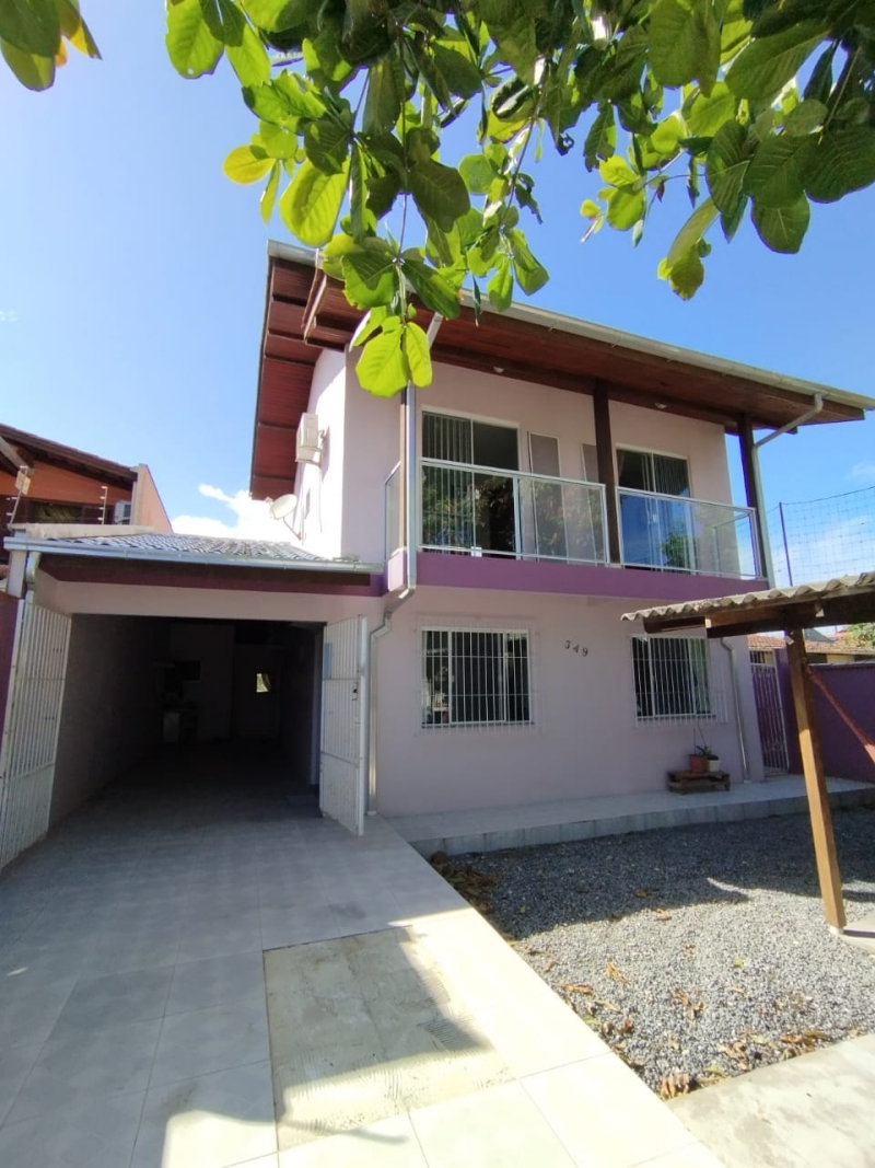 Excelente casa em localização privilegiada!