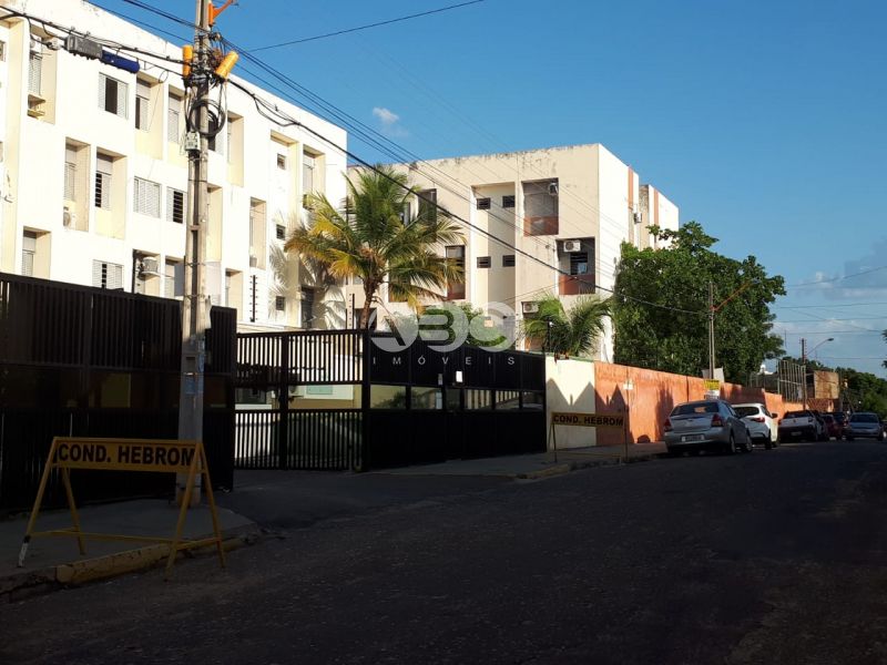 Apartamento Condomínio Hebron - Macauba
