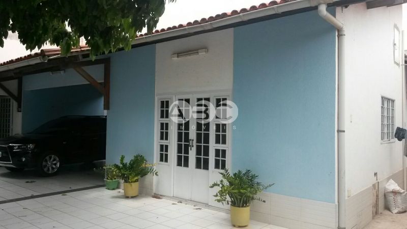 Casa com 200 m² no Bairro Três Andares