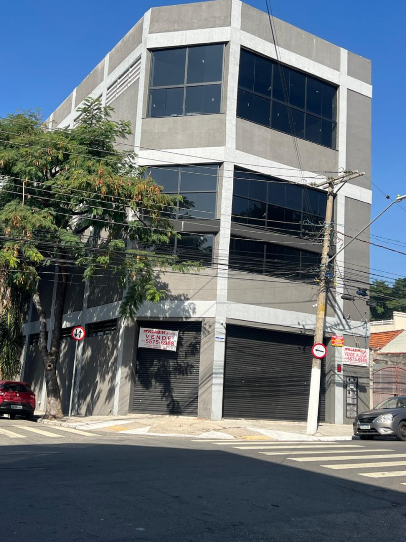 Prédio comercial em São Paulo - 1.300m² área construída