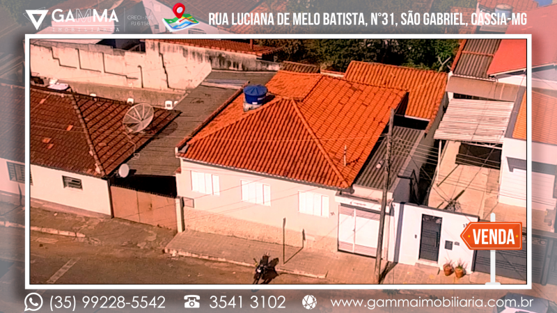 Residência confortável na Rua Luciana Melo Batista
