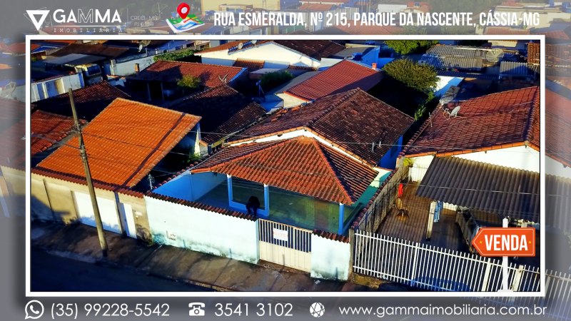 CASA ACONCHEGANTE NA RUA ESMERALDA