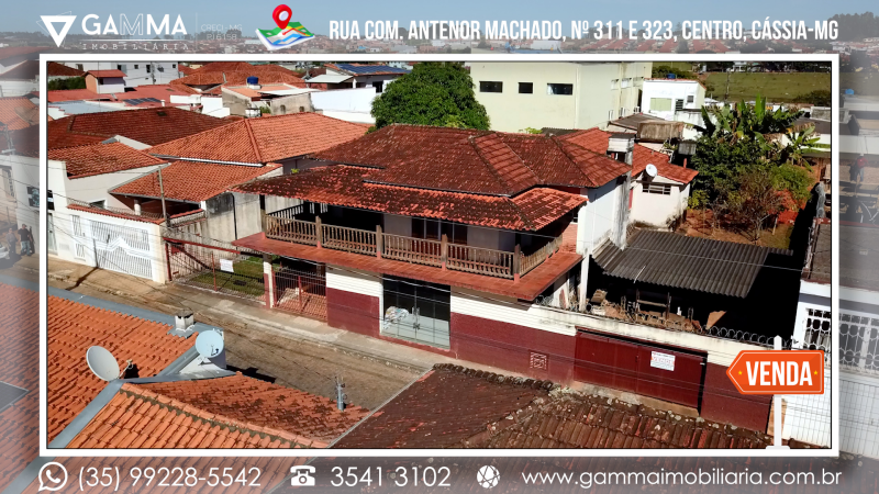 IMÓVEL EXCLUSIVO NO CENTRO DE CÁSSIA-MG