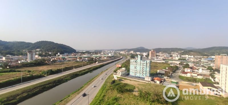 Apartamento Duplex no Residencial Zion - Bairro Santa Rita