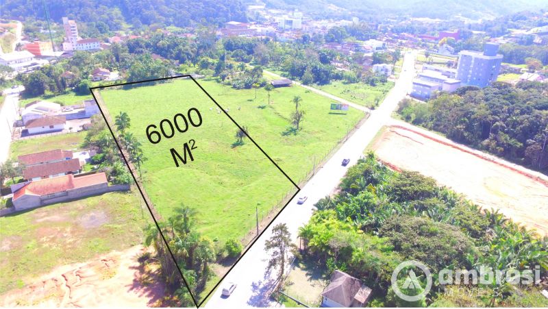 Lindo Terreno 100% Plano no Centro de Guabiruba! Negociável!