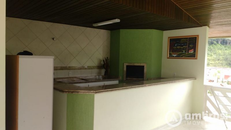 CASA PROXIMO AO CENTRO - ( CASA SEM MOVEIS)